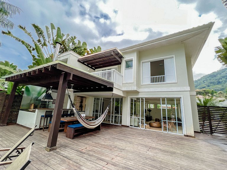 Raízes de Juquehy c/Piscina Privativa (Casa Ipê)