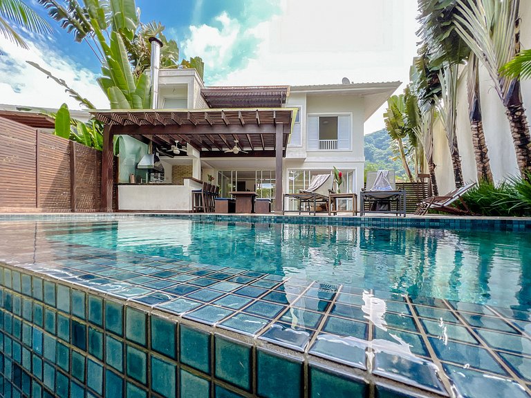 Raízes de Juquehy c/Piscina Privativa (Casa Ipê)