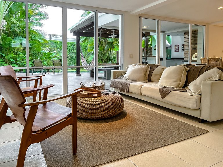 Raízes de Juquehy c/Piscina Privativa (Casa Ipê)