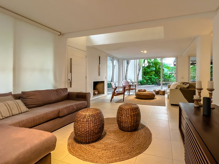 Raízes de Juquehy c/Piscina Privativa (Casa Ipê)