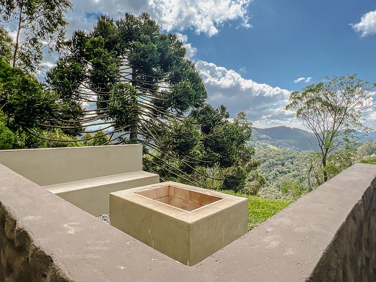 Casa com vista cinematográfica silêncio e natureza