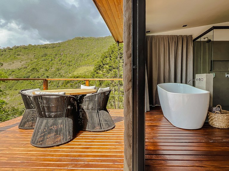 Casa com vista cinematográfica silêncio e natureza