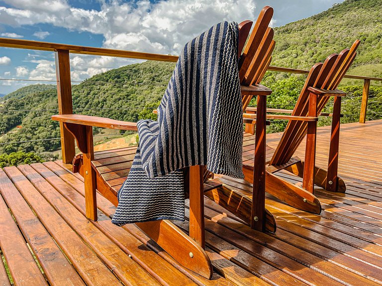 Casa com vista cinematográfica silêncio e natureza