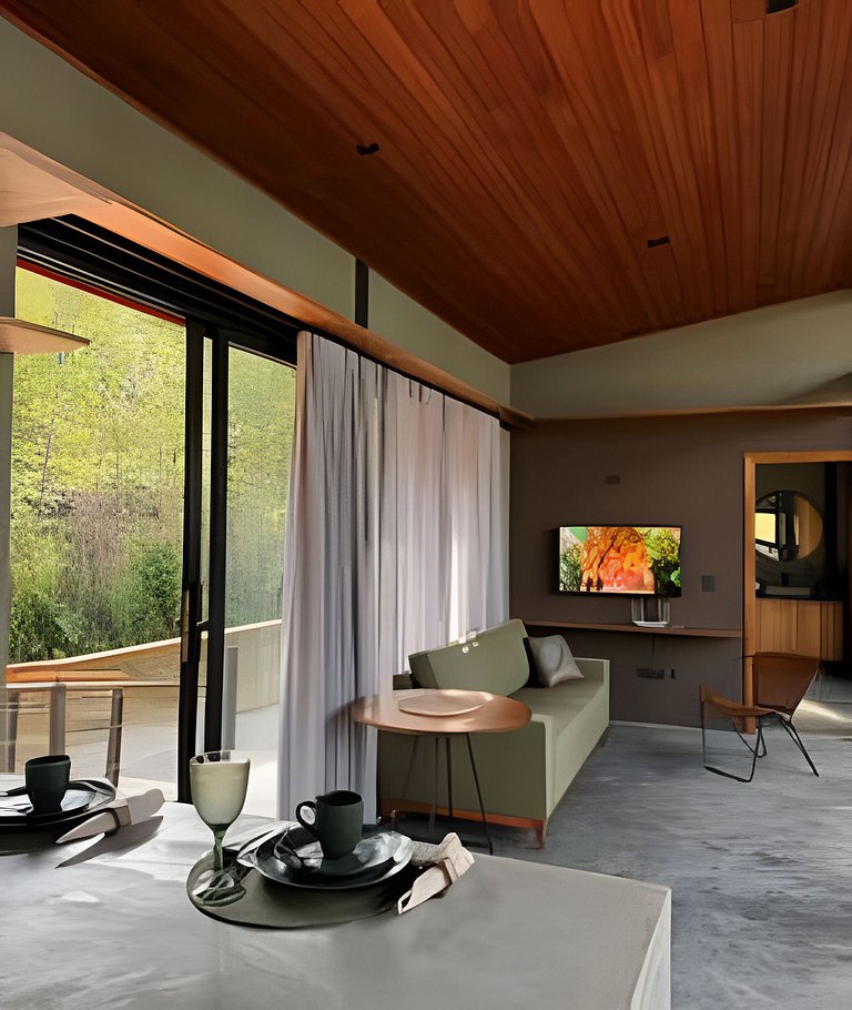 Casa na árvore ofurô + vista nas montanhas | única