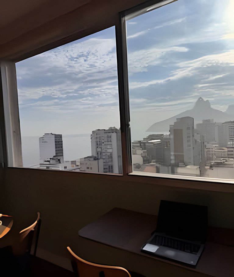 NOVO - Vista panorâmica Mar e Dois irmãos