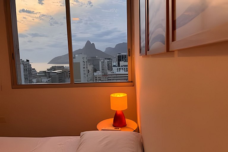 NOVO - Vista panorâmica Mar e Dois irmãos