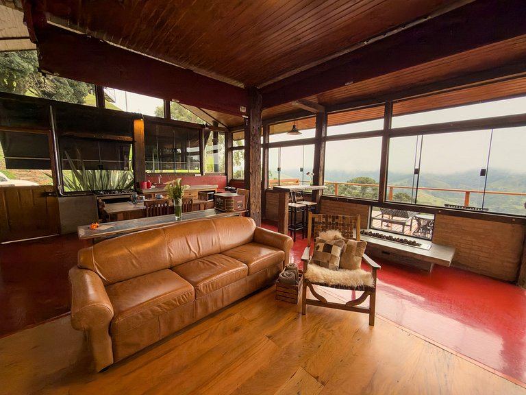 Jacuzzi com vista nas montanhas Refúgio romântico