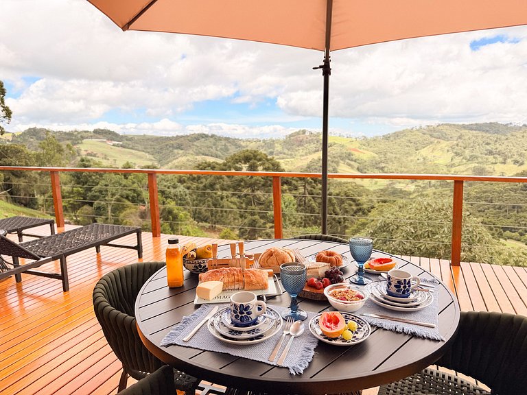 Jacuzzi com vista nas montanhas Refúgio romântico