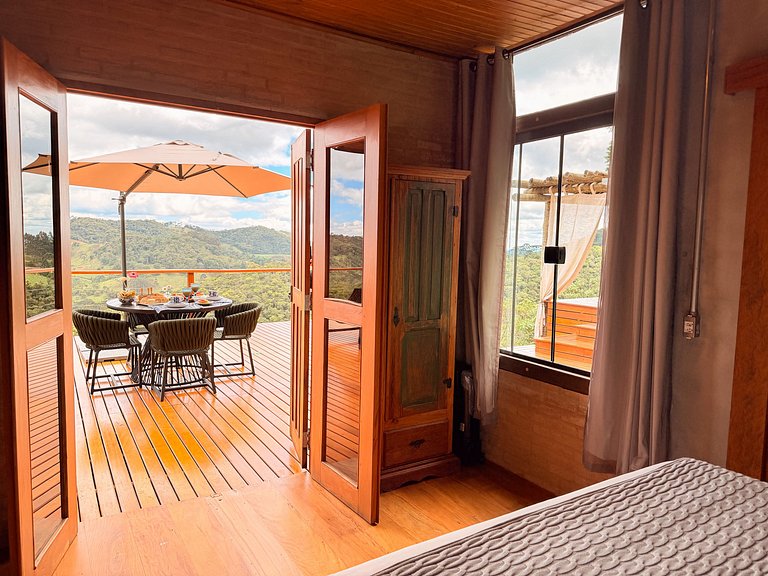 Jacuzzi com vista nas montanhas Refúgio romântico