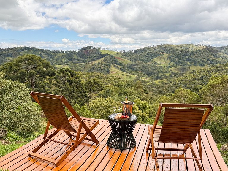 Jacuzzi com vista nas montanhas Refúgio romântico