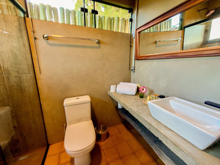 Jacuzzi com vista nas montanhas Refúgio romântico