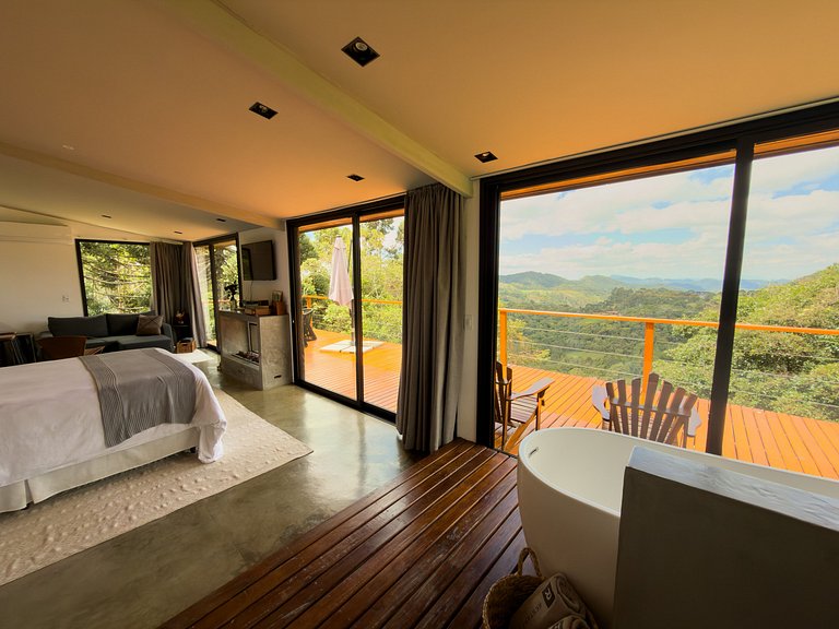 Casa com vista cinematográfica silêncio e natureza