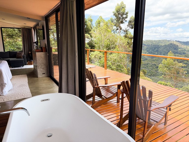 Casa com vista cinematográfica silêncio e natureza