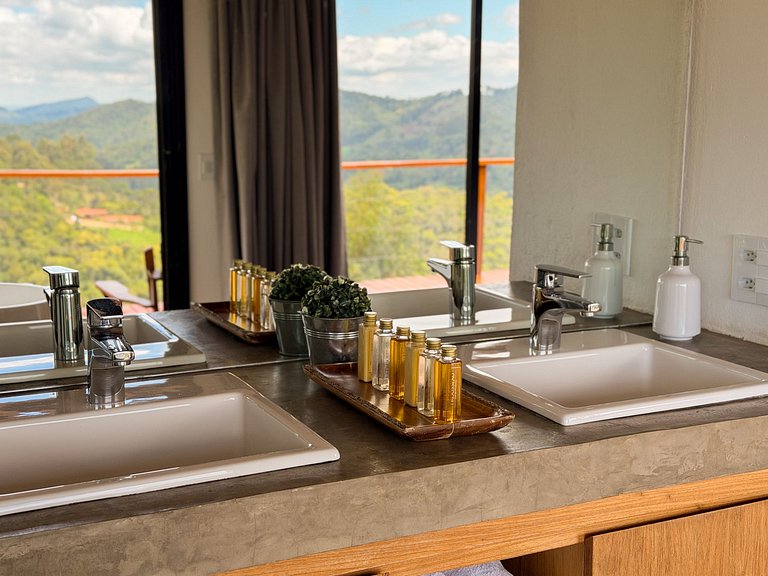 Casa Contemporânea 1.630m Altitude (Casa Vista)