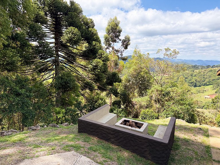 Casa com vista cinematográfica silêncio e natureza