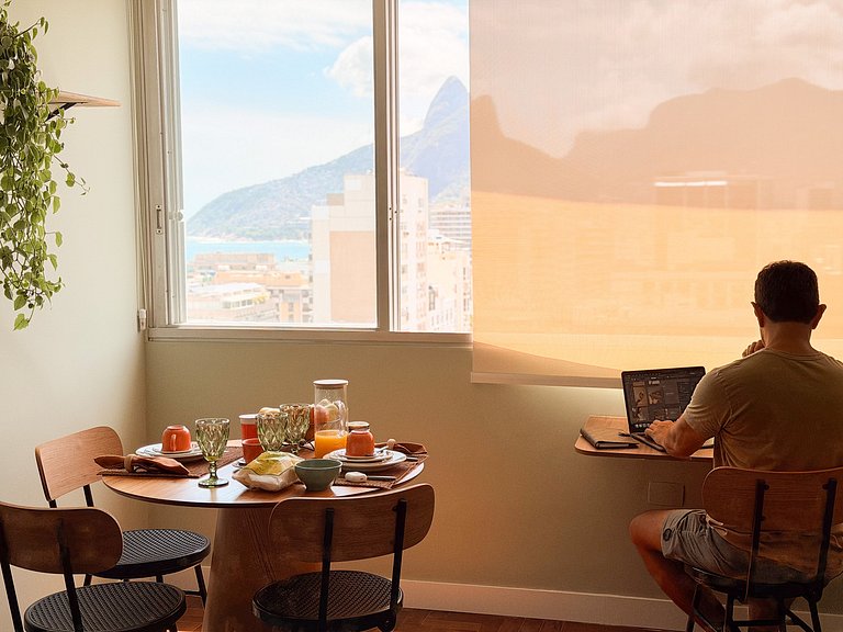 NOVO - Vista panorâmica Mar e Dois irmãos