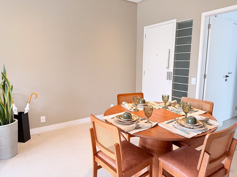 NOVO - Apê quadrilátero 350m praia - 5minutos a pé