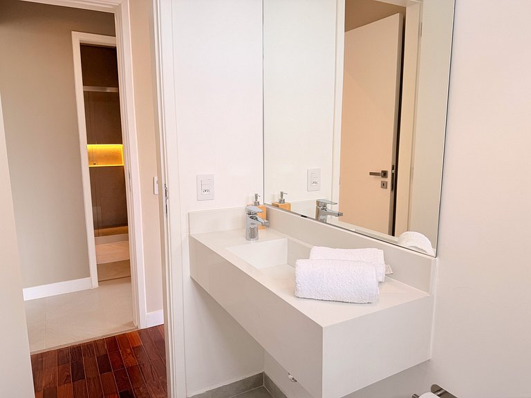 NOVO - Apê quadrilátero 350m praia - 5minutos a pé