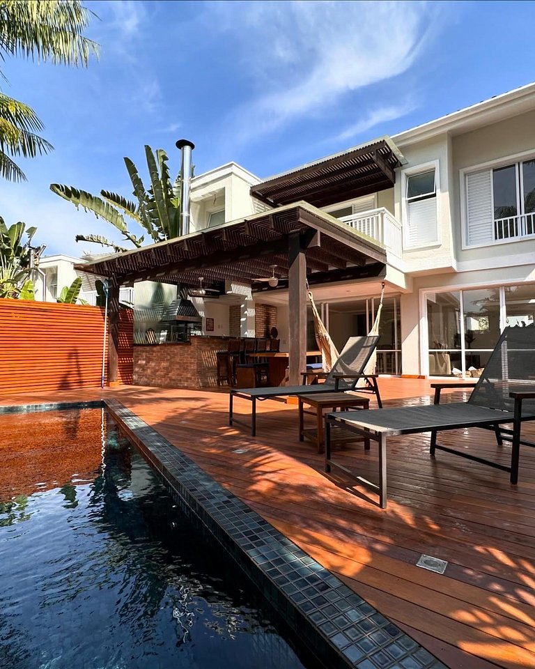 Raízes de Juquehy c/Piscina Privativa (Casa Ipê)
